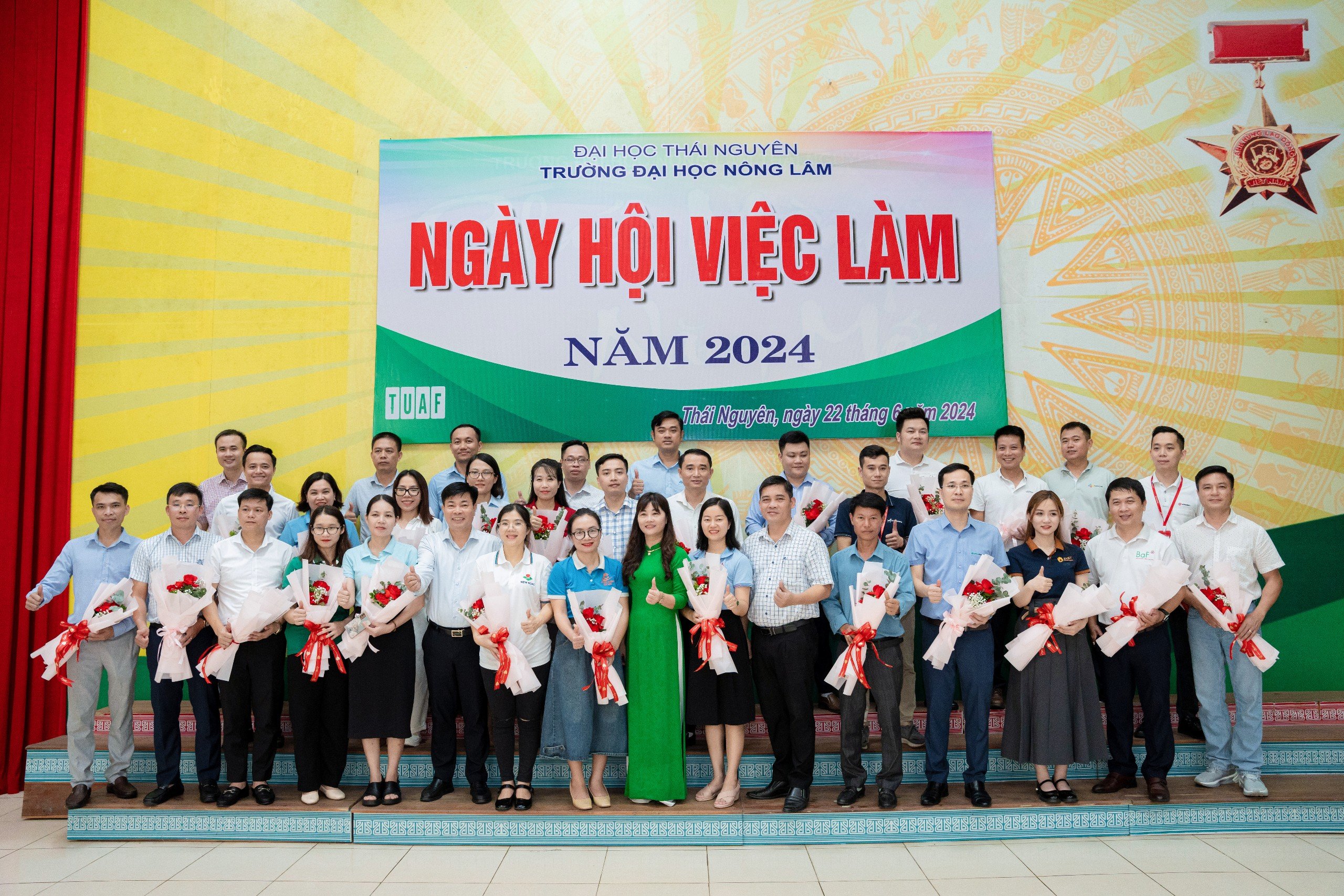 Ngày hội việc làm năm 2024 - Bước đệm quan trọng cho sinh viên trên con đường nghề nghiệp